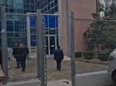 Akuzohet për shkelje të barazisë në tendera, kreu i Prokurimeve, Jonaid Myzyri paraqitet në SPAK