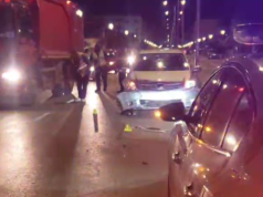 Makinat përplasen “kokë më kokë” në Berat, plagoset çifti i bashkëshortëve